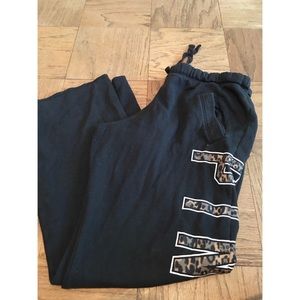 Vs PINK Cheetah Sweatpants